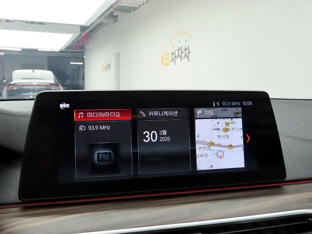 BMW 5 Series - Vista 8