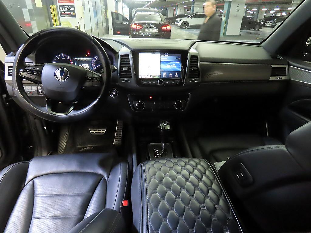 Ssangyong Rexton - Vista 10