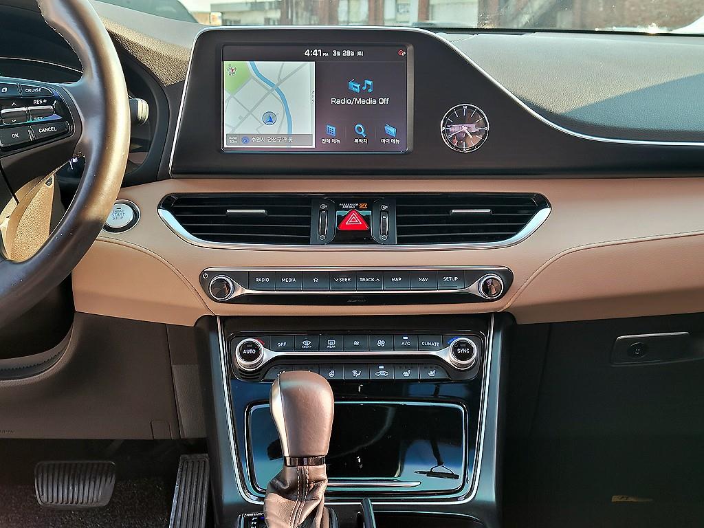 HYUNDAI Grandeur - Vista 10