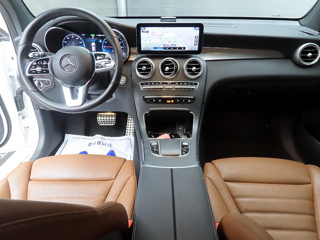 Mercedes Benz GLC Class - Vista 7