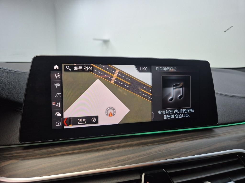 BMW 5 Series 2018 Azul - Importación desde Corea - HF Imports Iquique - Foto 14