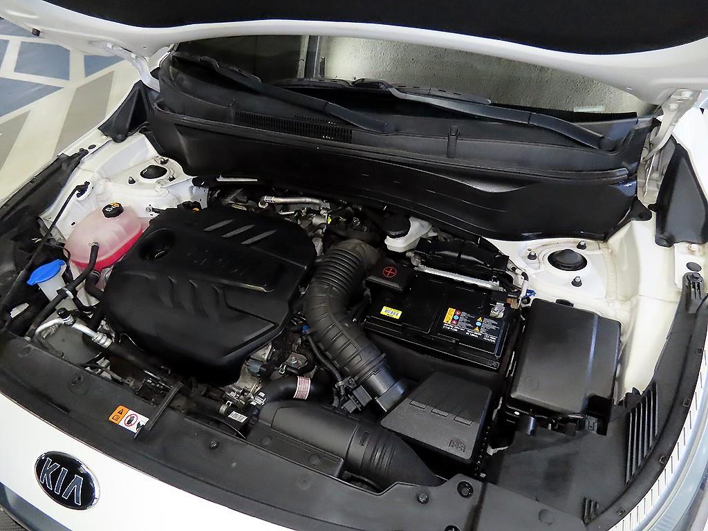 KIA Seltos 2022 Blanco - Importación desde Corea - HF Imports Iquique - Foto 18