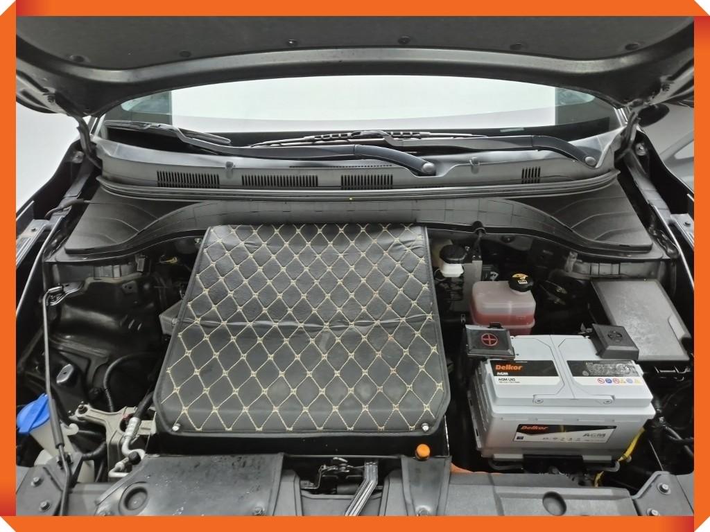 HYUNDAI Kona - Vista 6