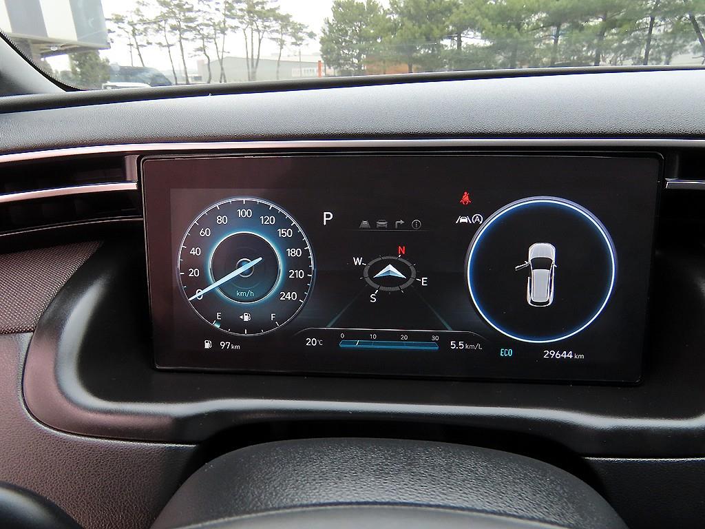 HYUNDAI Tucson - Vista 9