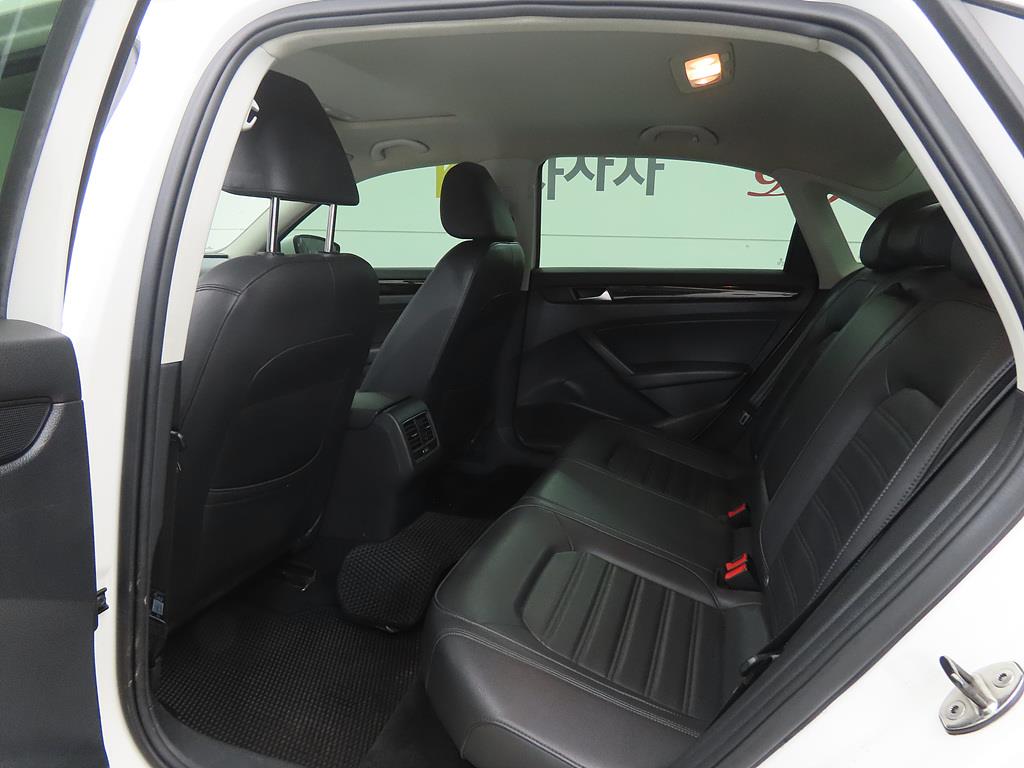 Volkswagen Passat - Vista 6