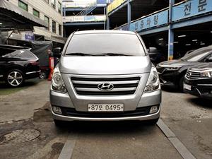 HYUNDAI Starex - Vista 2