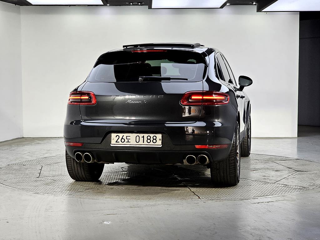 Porsche Macan - Vista 3