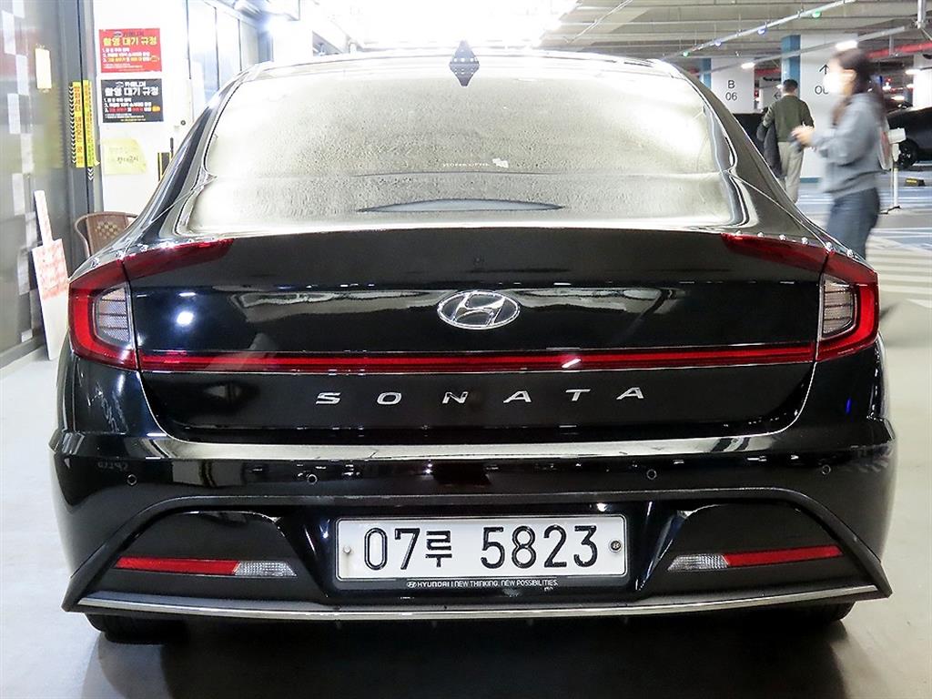 HYUNDAI Sonata - Vista 5