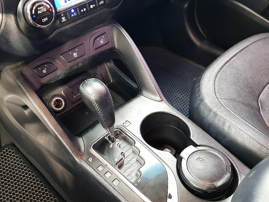 HYUNDAI Tucson 2011 Gris - Importación desde Corea - HF Imports Iquique - Foto 14