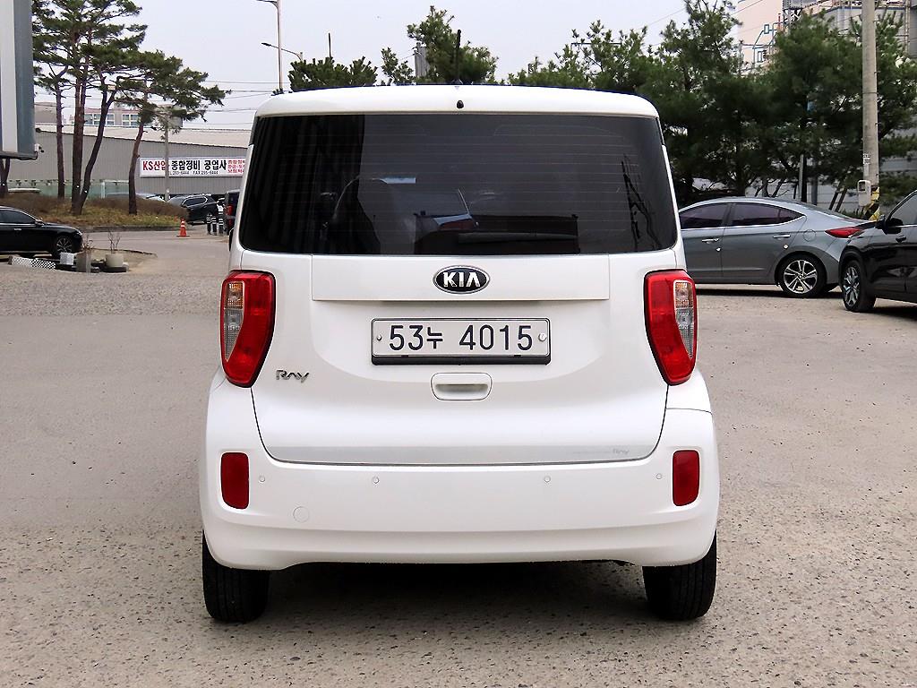 KIA Ray - Vista 4