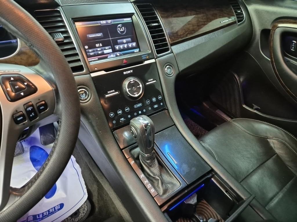 Ford Torus - Vista 10