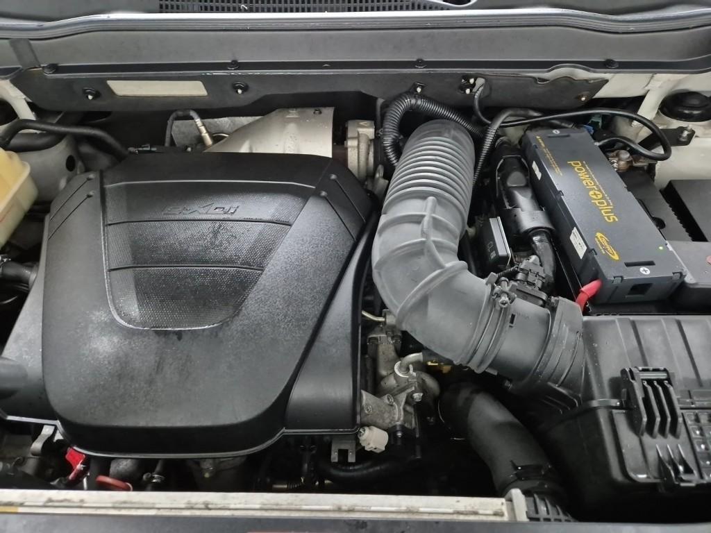 Ssangyong Korando - Vista 5