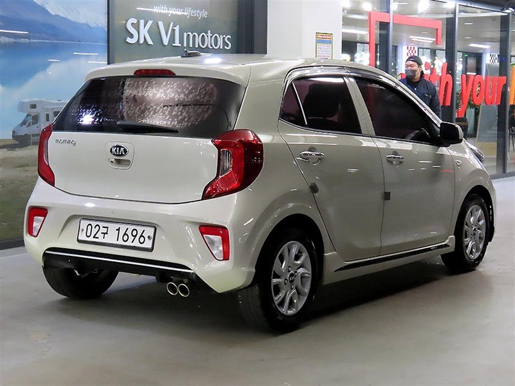 KIA Morning - Vista 4