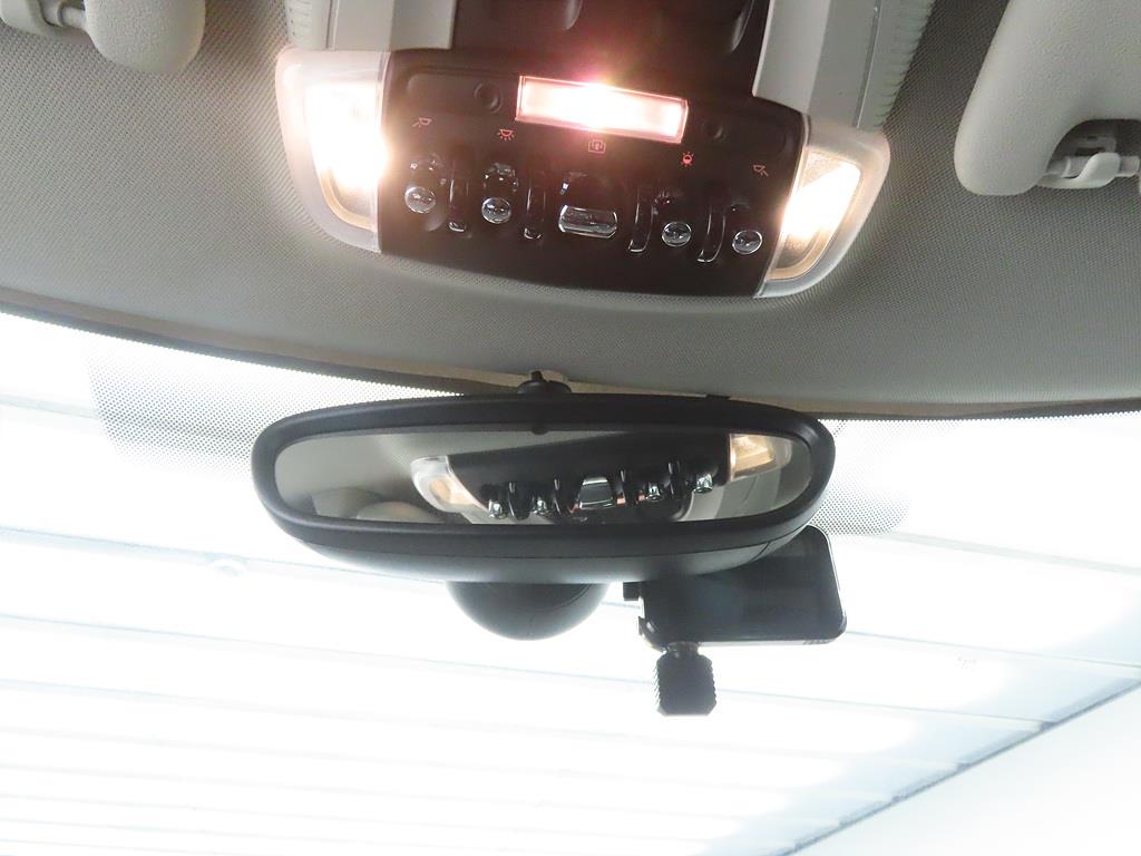 Mini Clubman - Vista 12