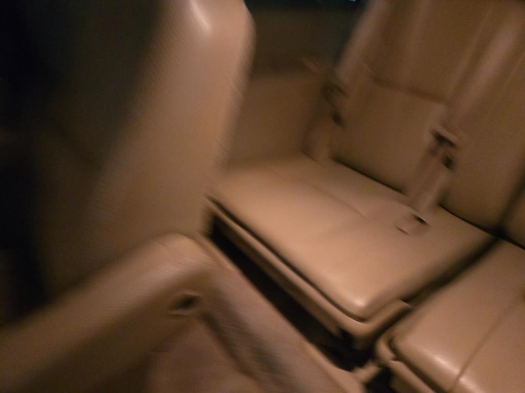 Chevrolet Server Van 2019 Negro - Importación desde Corea - HF Imports Iquique - Foto 17