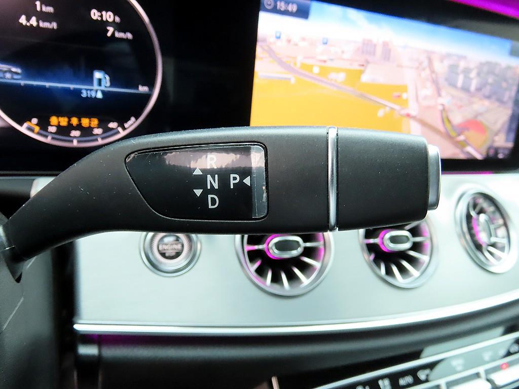 Mercedes Benz CLS Class - Vista 11