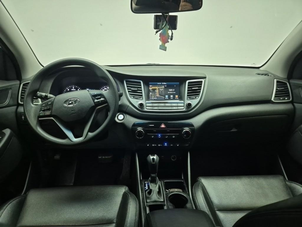 HYUNDAI Tucson - Vista 7
