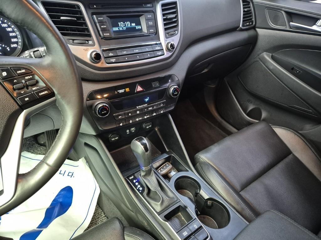 HYUNDAI Tucson - Vista 9