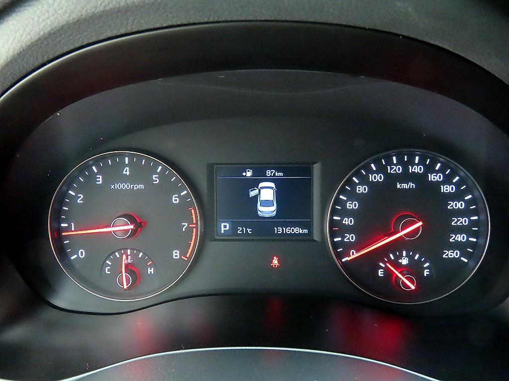 KIA K7 - Vista 9