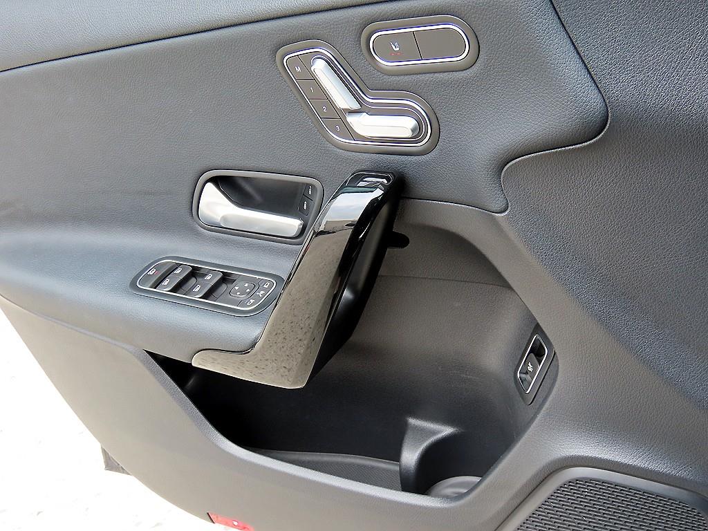 Mercedes Benz A Class - Vista 11