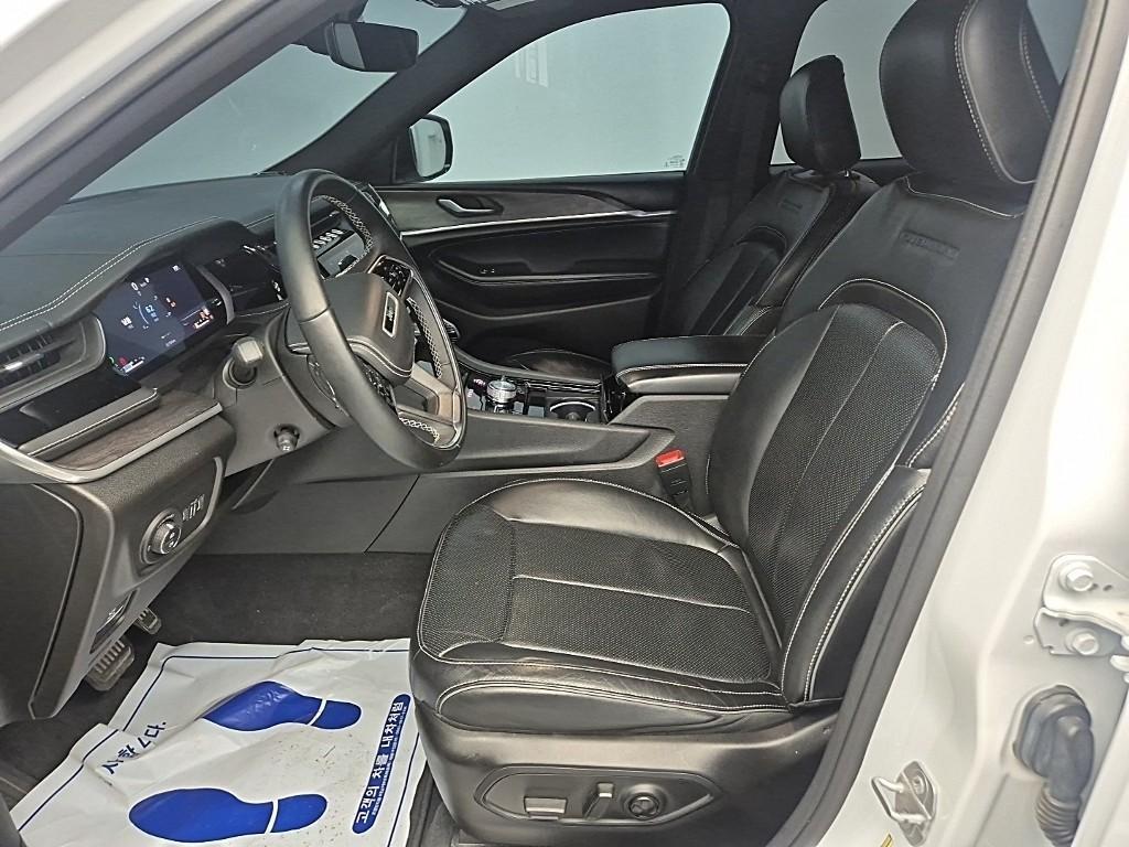 Jeep Cherokee - Vista 11