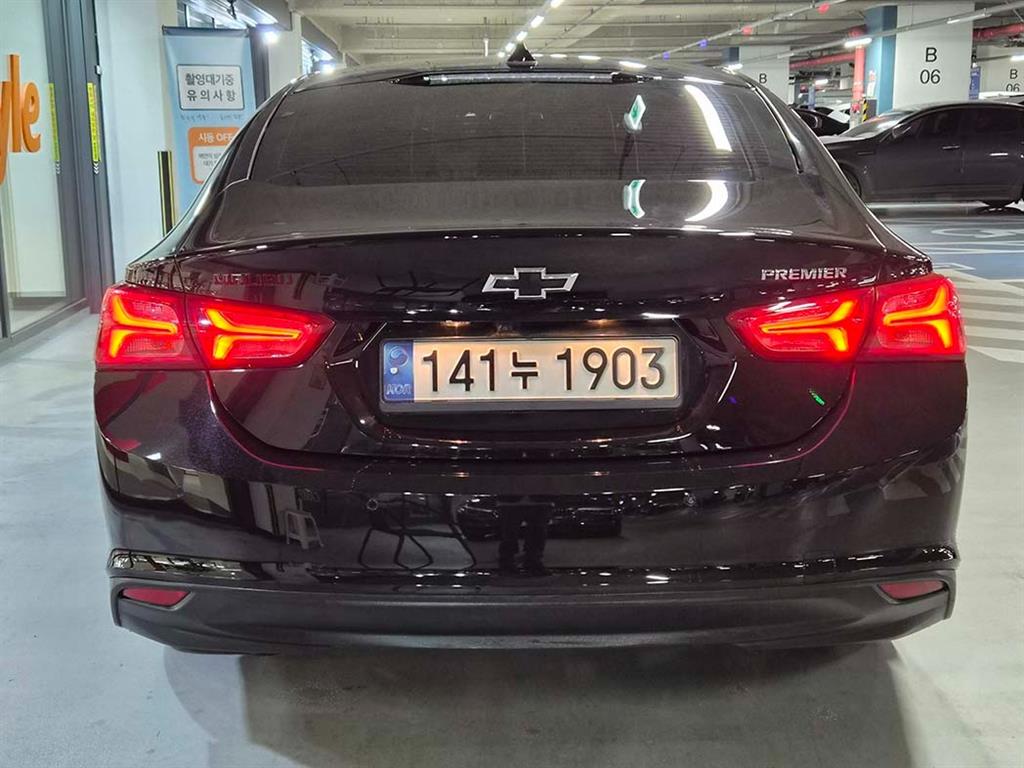 Chevrolet Malibu - Vista 5