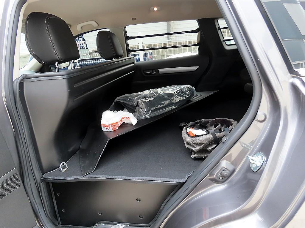 SAMSUNG QM6 - Vista 6