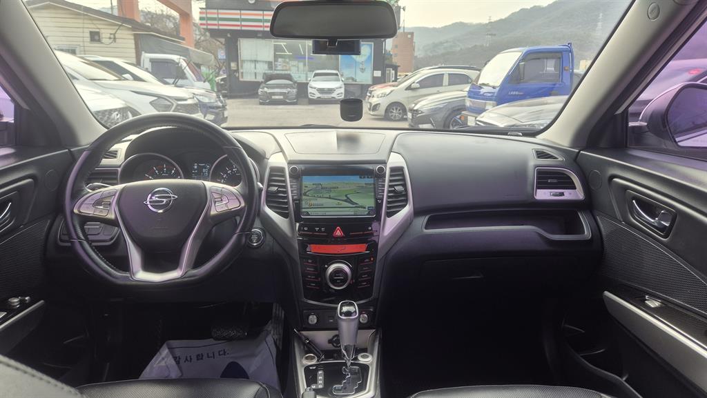 Ssangyong Tivoli - Vista 7