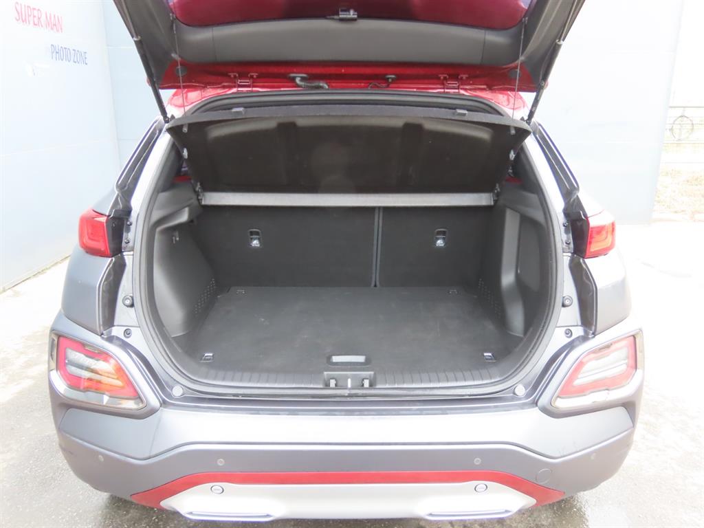 HYUNDAI Kona - Vista 9