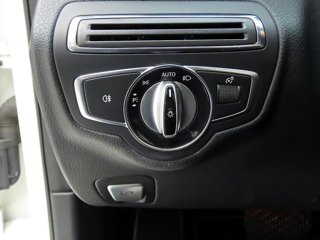 Mercedes Benz C Class 2015 Blanco - Importación desde Corea - HF Imports Iquique - Foto 15