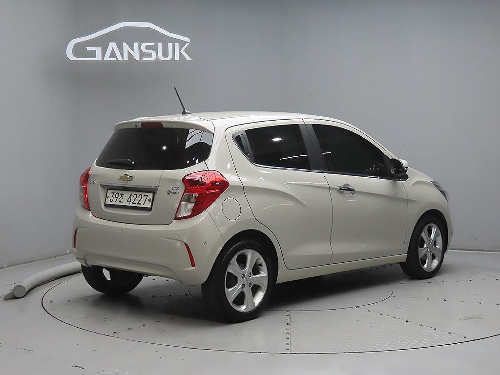 Chevrolet Spark - Vista 7