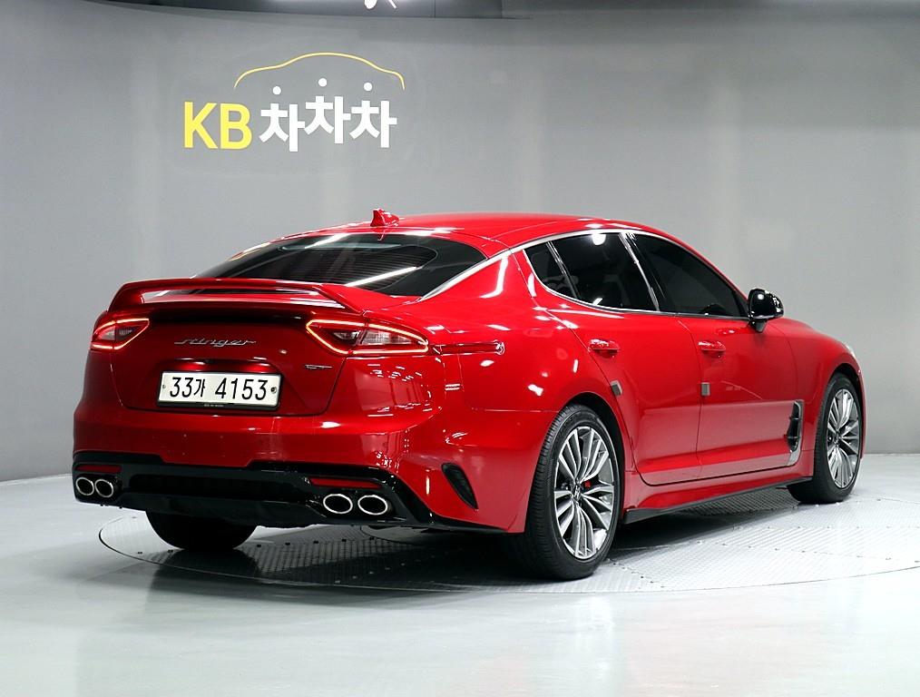 KIA Stinger - Vista 3