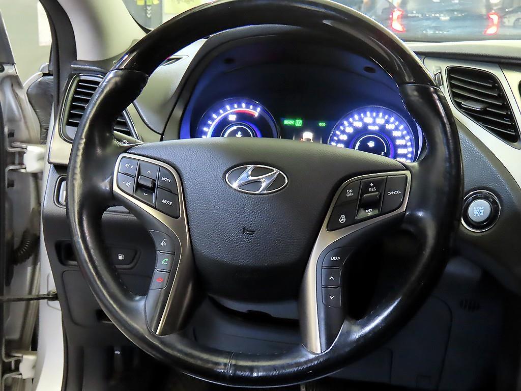 HYUNDAI Grandeur - Vista 8