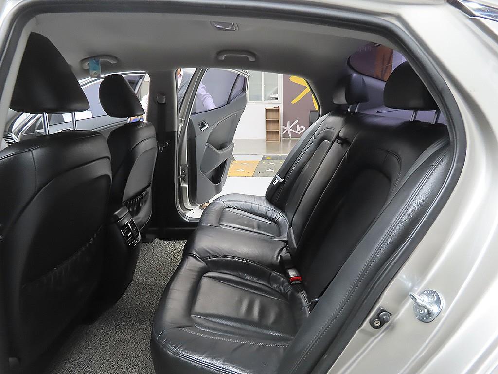 KIA K5 2011 Gris - Importación desde Corea - HF Imports Iquique - Foto 7