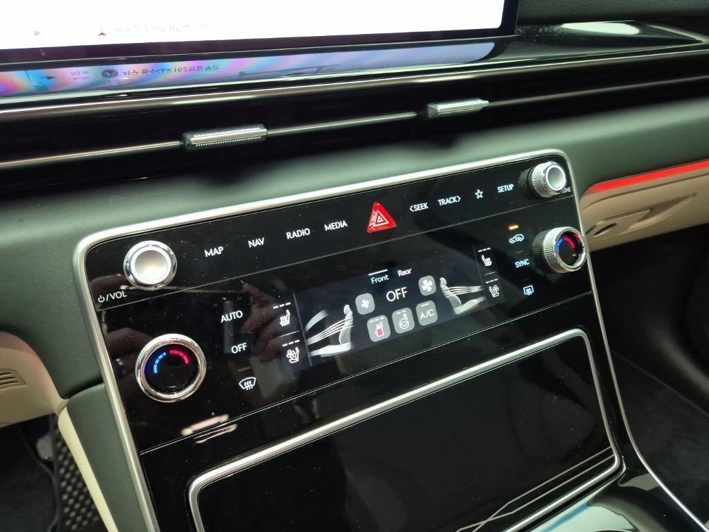 Genesis GV80 2025 Negro - Importación desde Corea - HF Imports Iquique - Foto 17