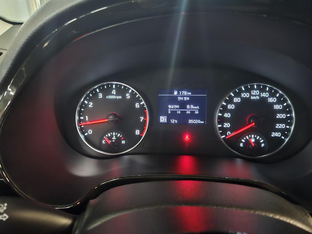 KIA Seltos - Vista 7