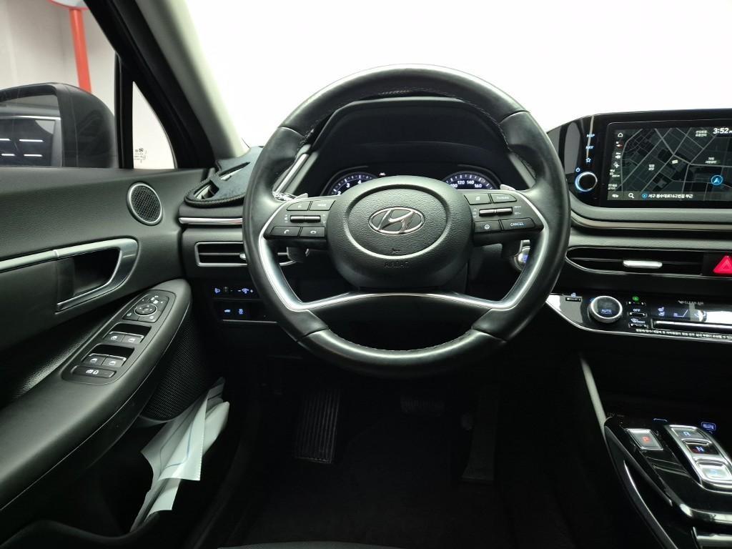 HYUNDAI Sonata - Vista 9