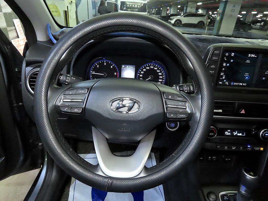 HYUNDAI Kona - Vista 8