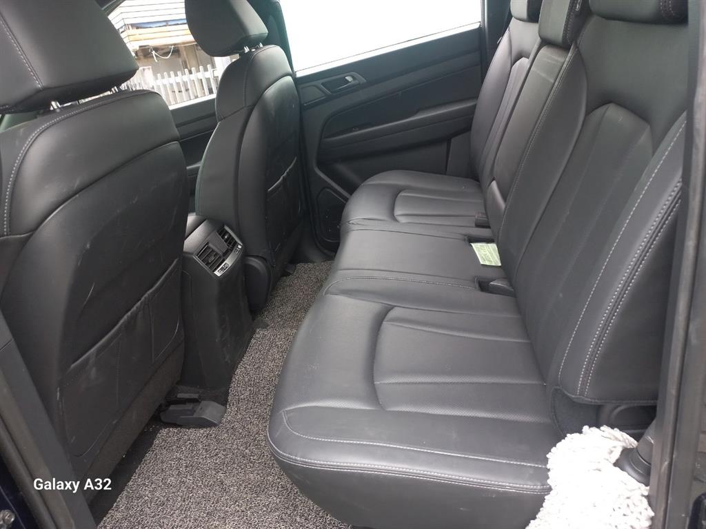 Ssangyong Rexton - Vista 6