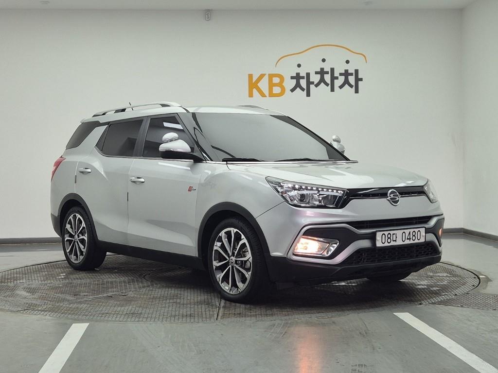 Ssangyong Tivoli - Vista 2