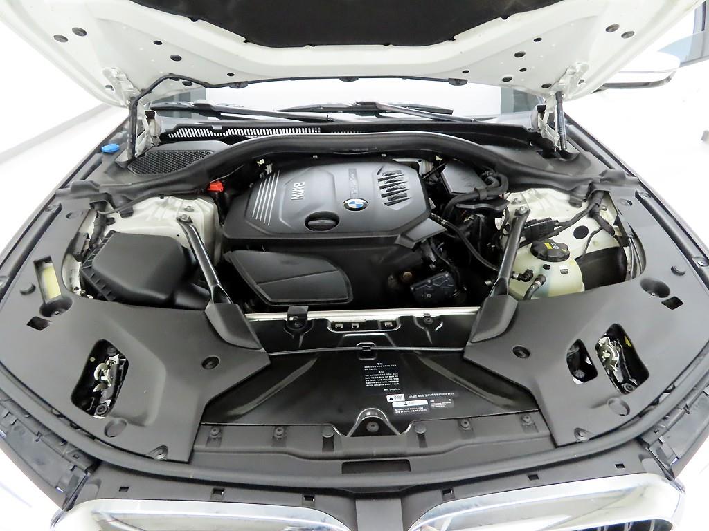 BMW 5 Series 2017 Blanco - Importación desde Corea - HF Imports Iquique - Foto 20