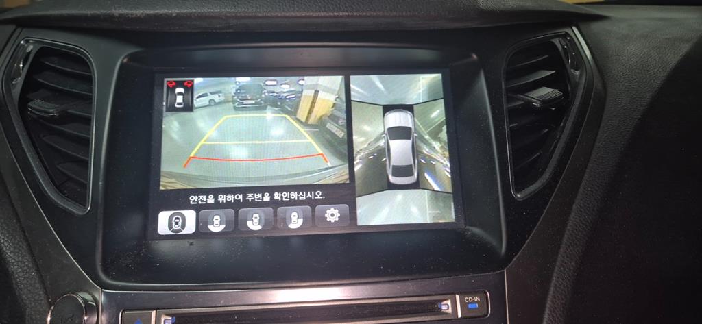 HYUNDAI Grandeur - Vista 4