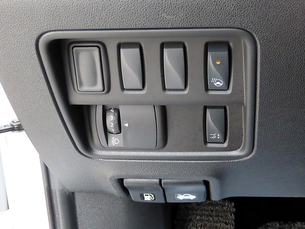 SAMSUNG QM6 - Vista 12