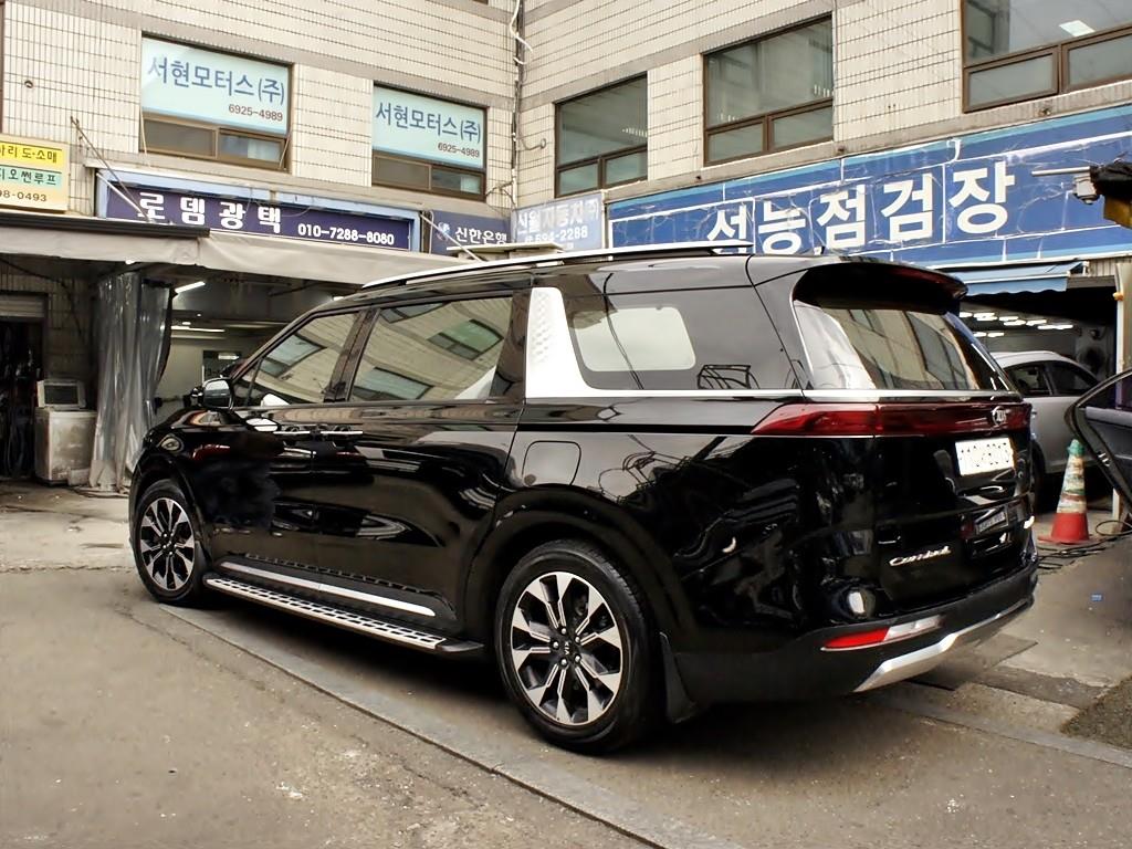 KIA Carnival - Vista 7