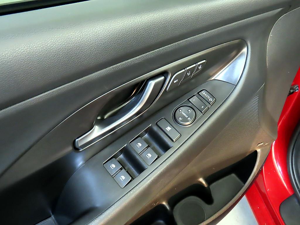 HYUNDAI i30 2020 Rojo - Importación desde Corea - HF Imports Iquique - Foto 17