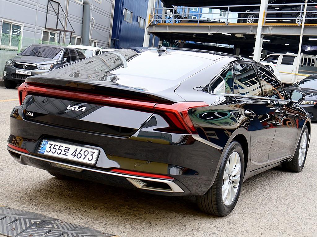 KIA K8 - Vista 7