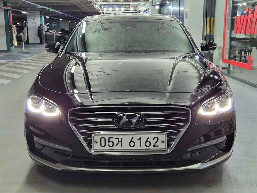 HYUNDAI Grandeur - Vista 2