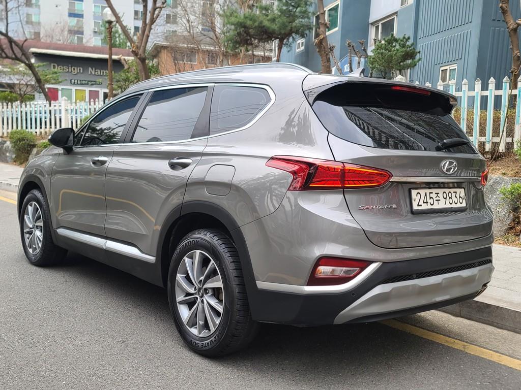 HYUNDAI Santa Fe - Vista 6