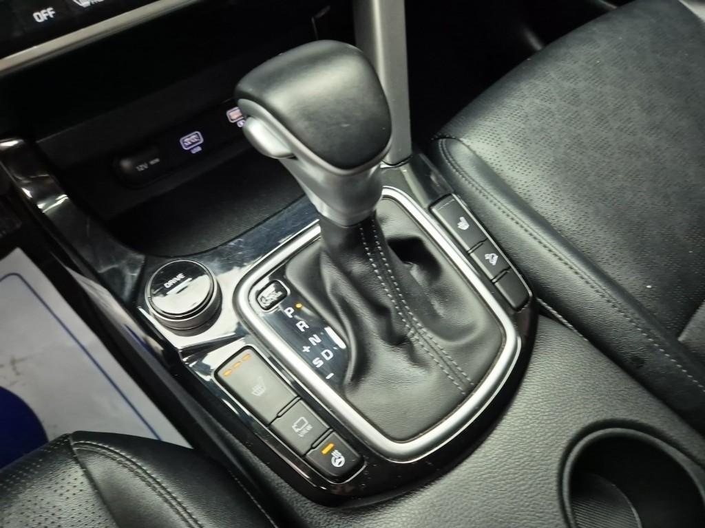 KIA Seltos - Vista 12