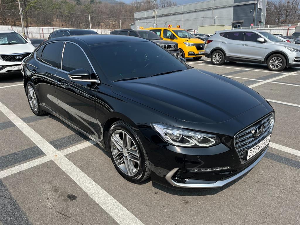 HYUNDAI Grandeur - Vista 4